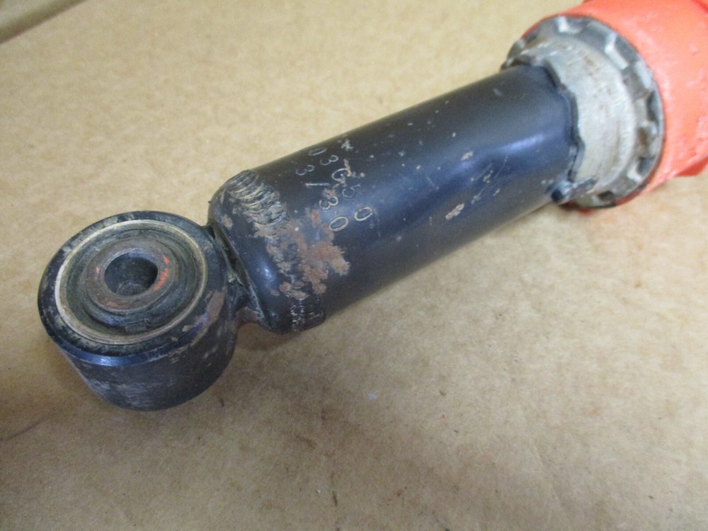 2004 Suzuki LTA500 Front Shocks