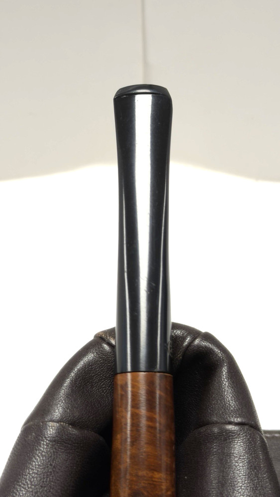 MEDICO WINDSOR Smooth & Lightly Carved 1/8 Bent Dublin 6mm Filter Pipe