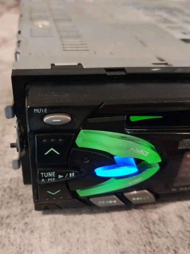 Alpine CDM-7854 Radio CD Player