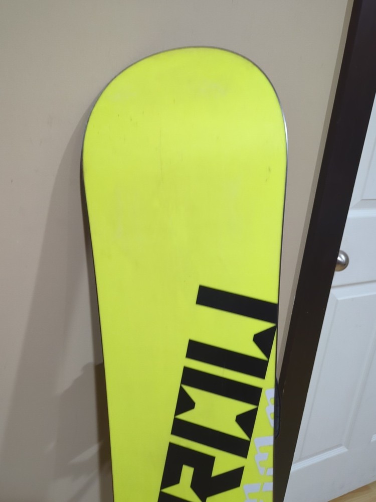 Morrow snowboard 138cm with rossignol bindings size Small.