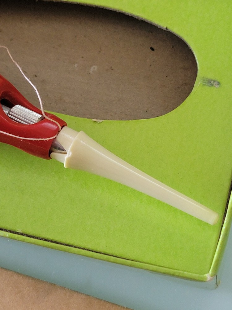 Vintage Magic Stitcher Sews Like Magic Light As A Feather,preowned Original Box