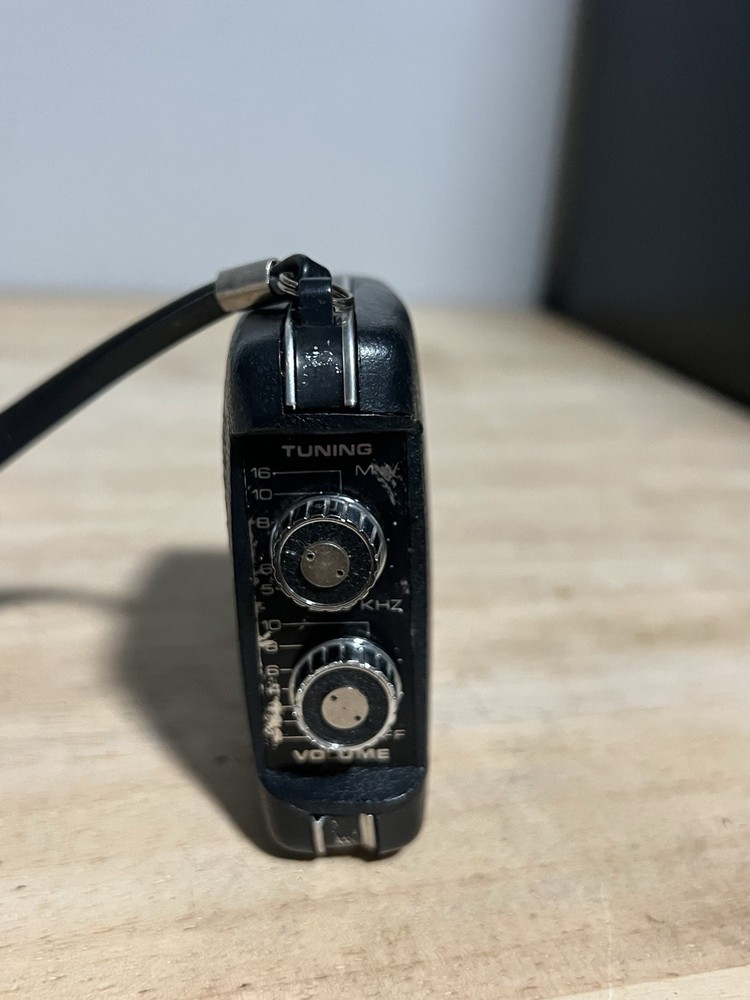 Vintage Emperor Radio. As Is.