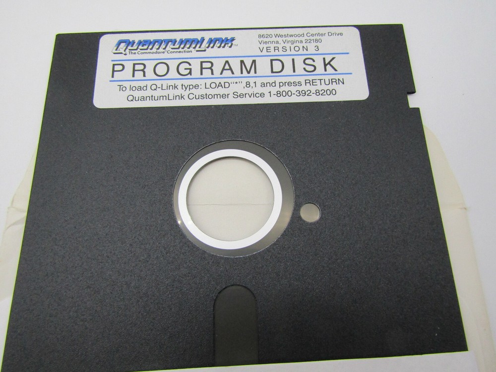 Quantum Link (Q-Link) (Commodore 64 C64) | Commodore Versión 3 Game Disk 5.25