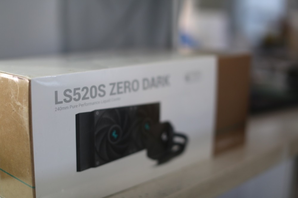 Deepcool LS520S Zero Dark 240mm 4th Gen AMD Pure Performance Liquid Cooler