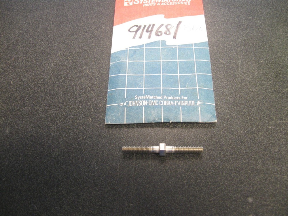 Johnson Evinrude OMC 0914681 Stud JO102