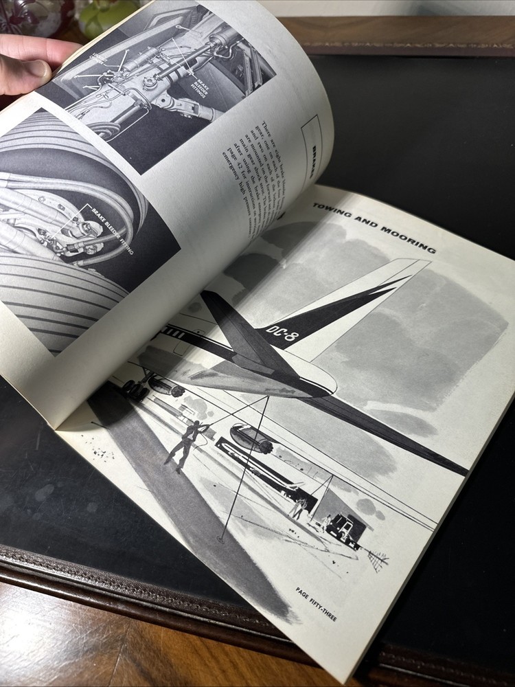 Douglas DC-8 Ground Servicing Manual 1959