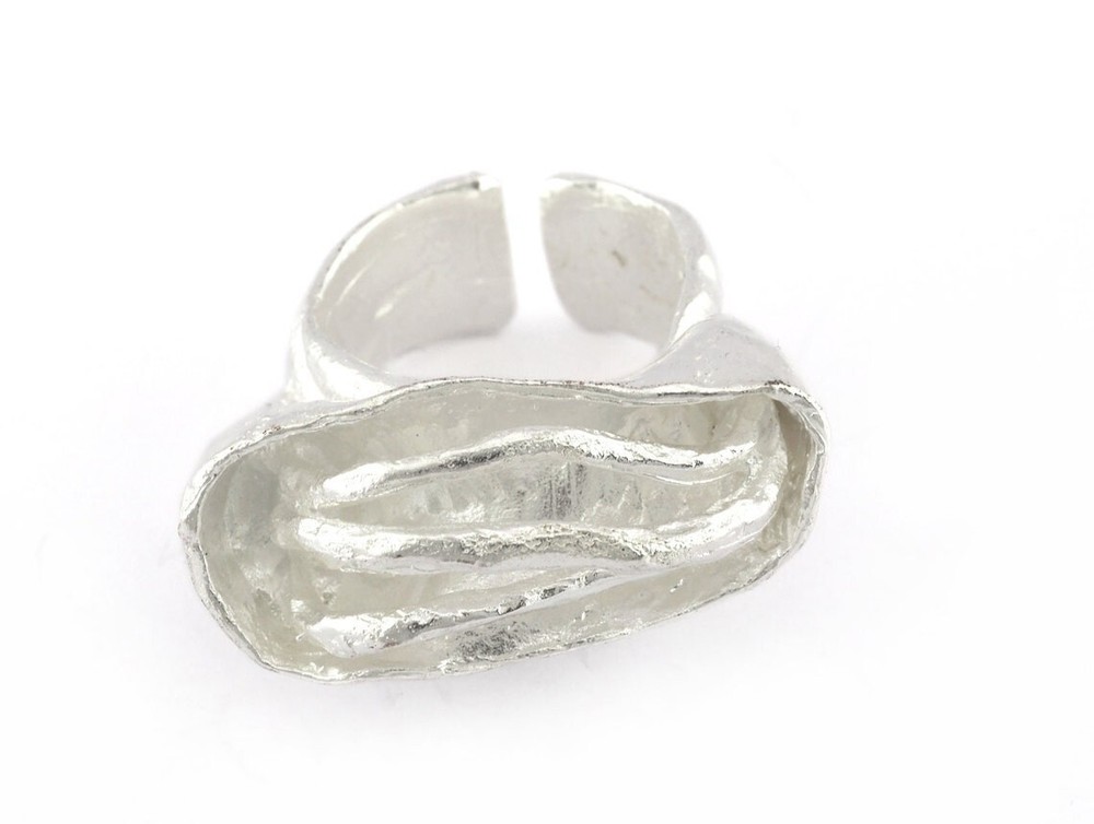 Mysterious Ring Adjustable Shiny silver plated brass (19mm 9US inner size) 5233