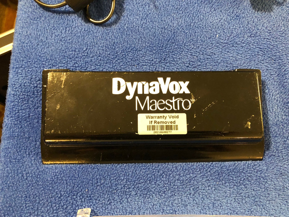 DynaVox Maestro Series 5 Communication Device W/Series 5 Speaking Software