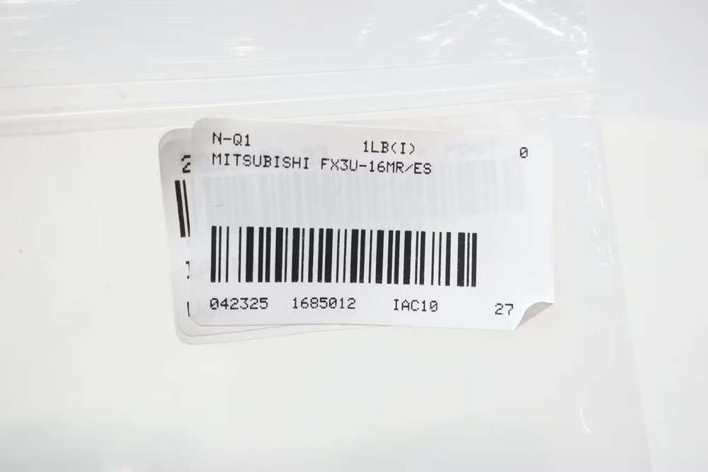 Mitsubishi FX3U-16MR/ES Plc Module