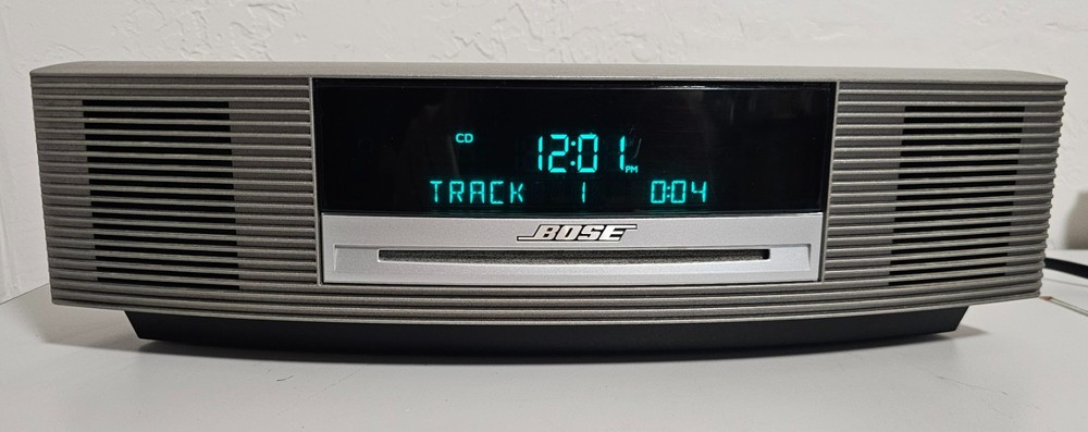 Bose Wave Music System, Orig, w Remote & Iphone/IPod Dock, Tested/Working READ