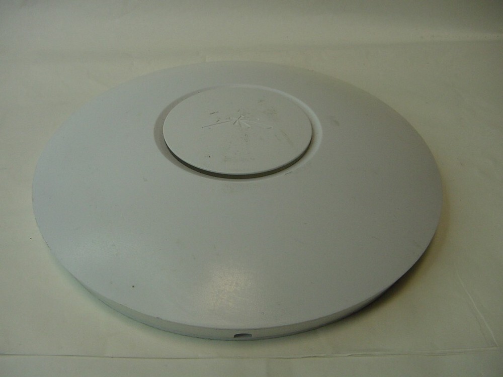 UBIQUITI UNIFI AP LONG RANGE ACCESS POINT - NO BACKPLATE