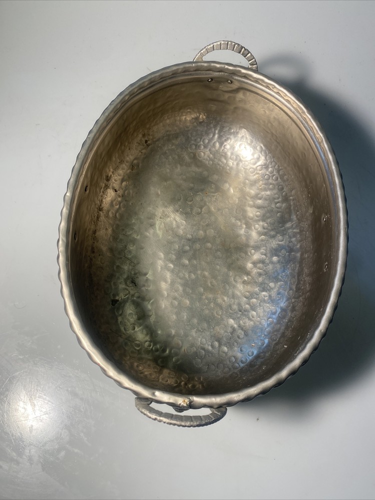 Hammered Metal Planter, Footed /Elephants