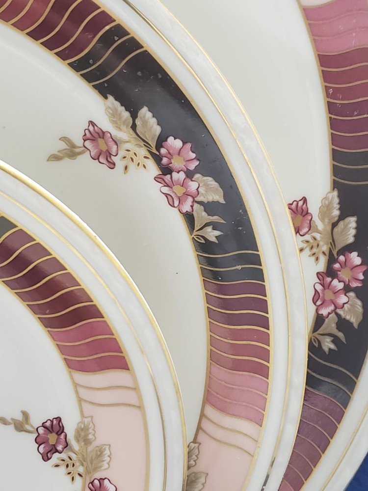 Pickard Cinnabar 5 Piece Place Setting LK