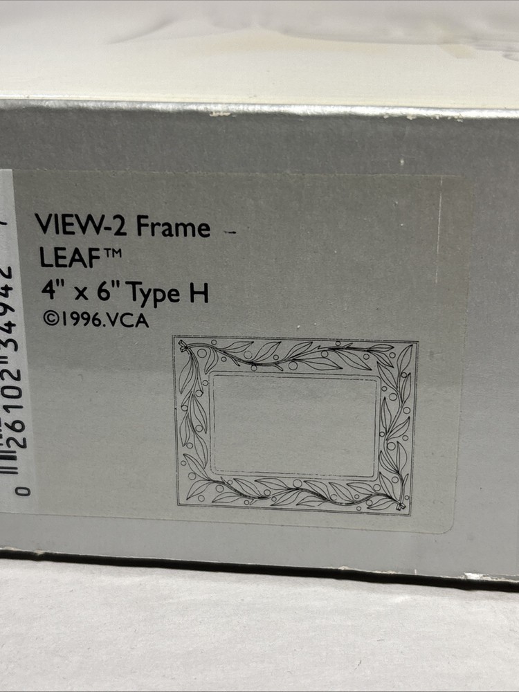 Cristal d’Arques 4x6 Crystal Frame with Leaf Design Pre-Owned VG