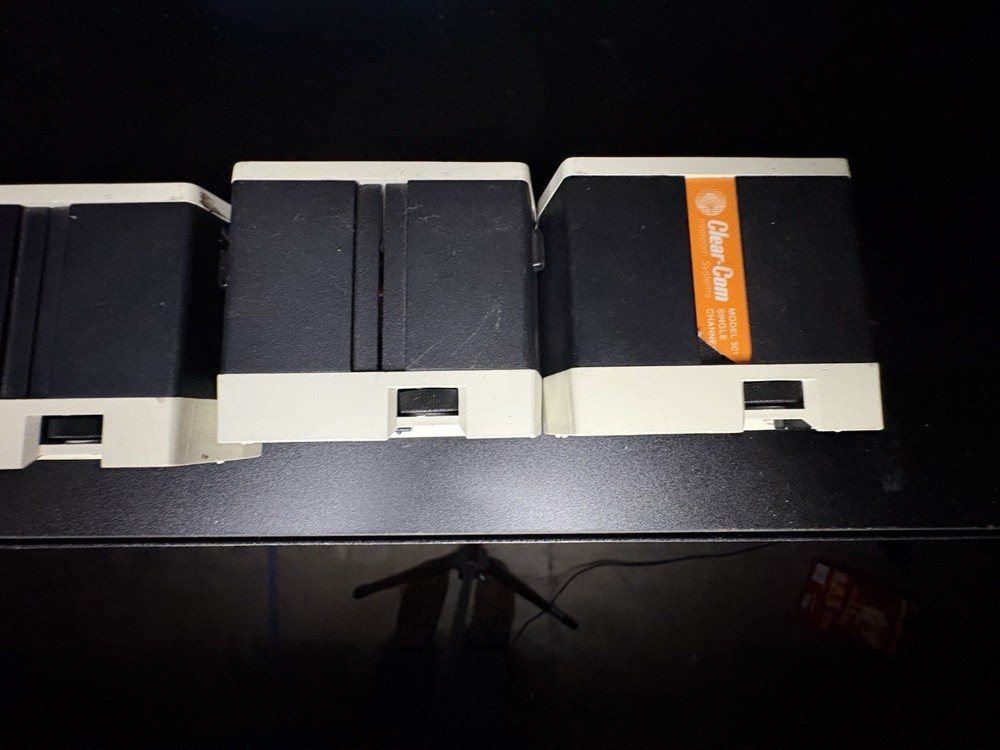 Lot Of 4 Clear-Com Intercom Systems MODEL 501 SINGLE CHANNEL