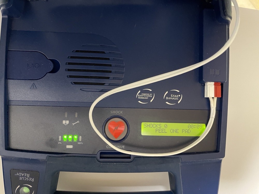 Burdick Cardiovive AT AED