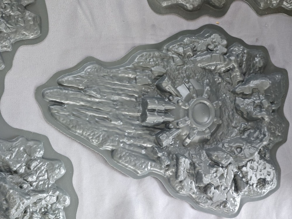 Warhammer 40k Moonscape Blastscape Craters Terrain Set - 4 Pieces