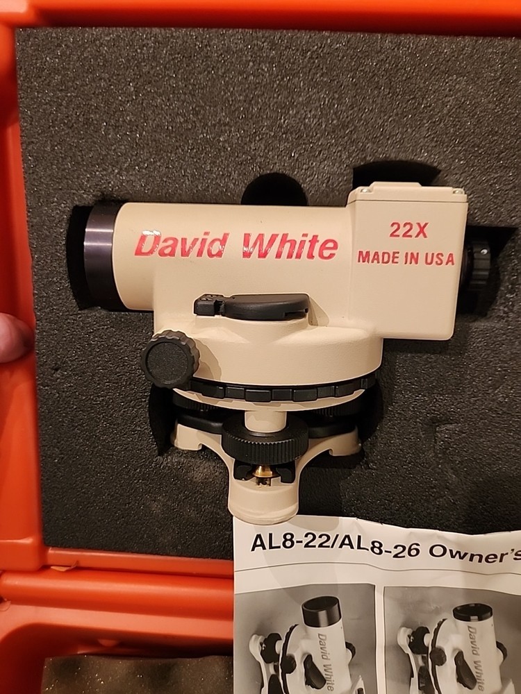 David White Instruments Automatic Level Lens AL8-22 with Case