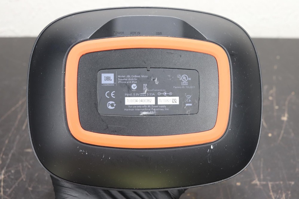 JBL OnBeat Micro Speaker Dock Lightning Connector For iPhone