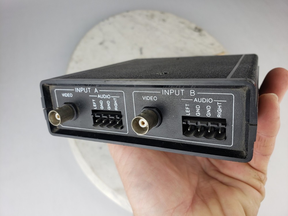 4x AMX AV2S Audio Video Switcher NTSC Sequential Security Camera CCTV 12 Volts