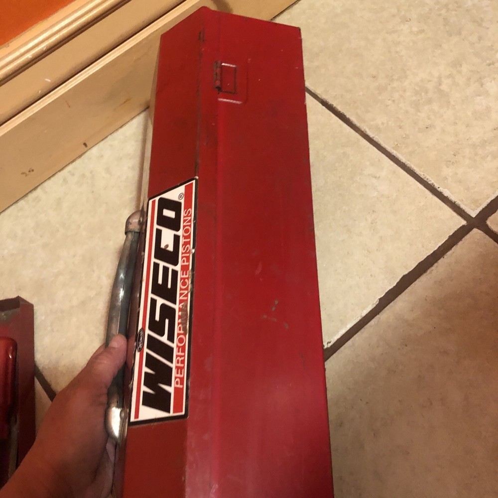 VINTAGE Wiseco Performance Piston RED TOOL BOX  w/ TRAY Preowned