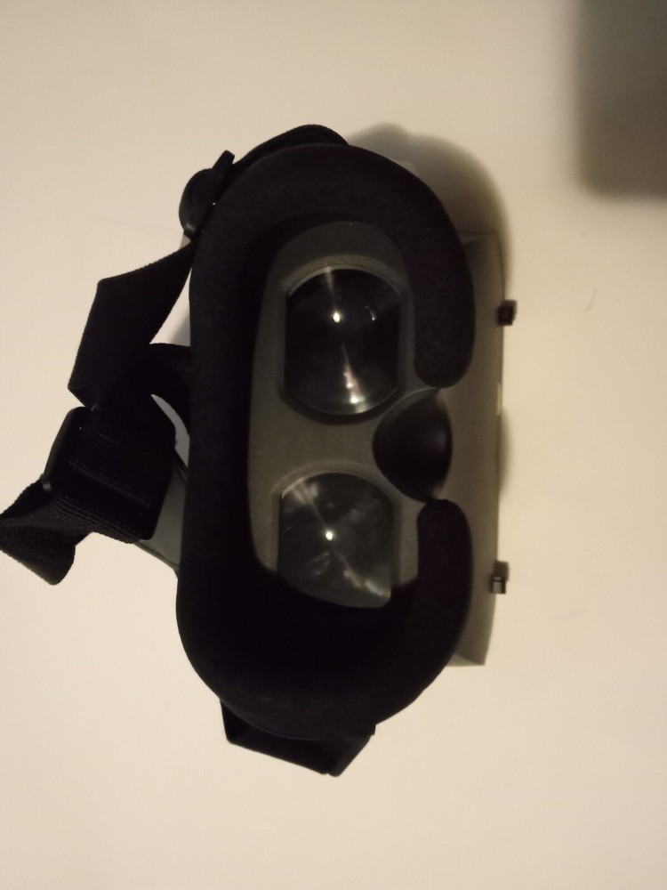 Virtual 360 Virtual Reality 3D Headset to use with phone