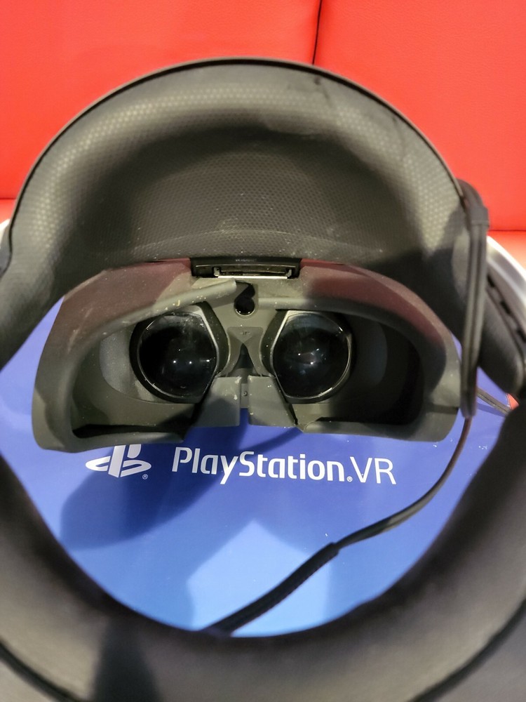 Sony PlayStation 4 VR Bundle