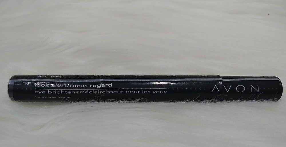AVON Look Alerte Medium Eye Brightener.
