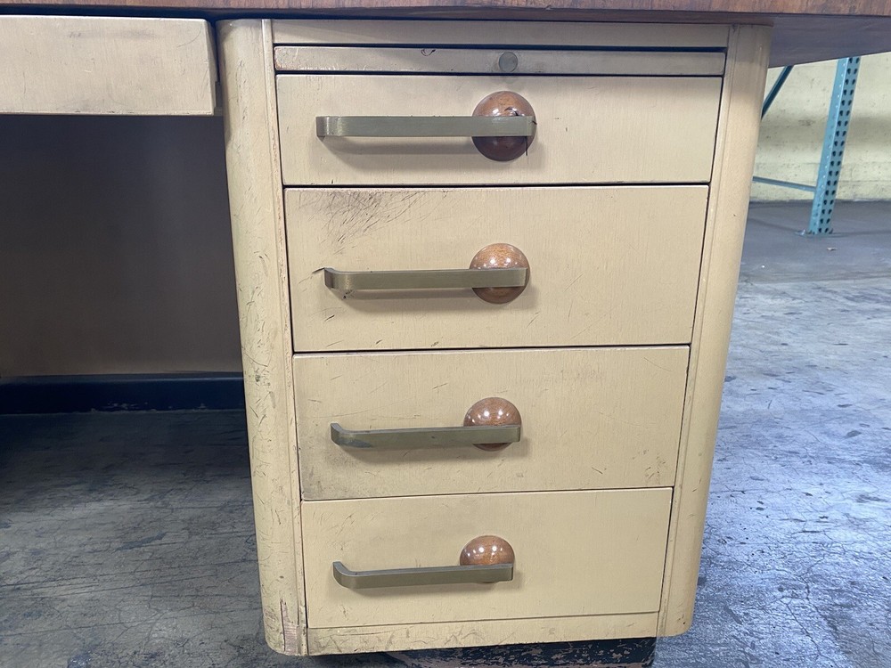Vintage Mid-Century Modern Stow Davis Desk