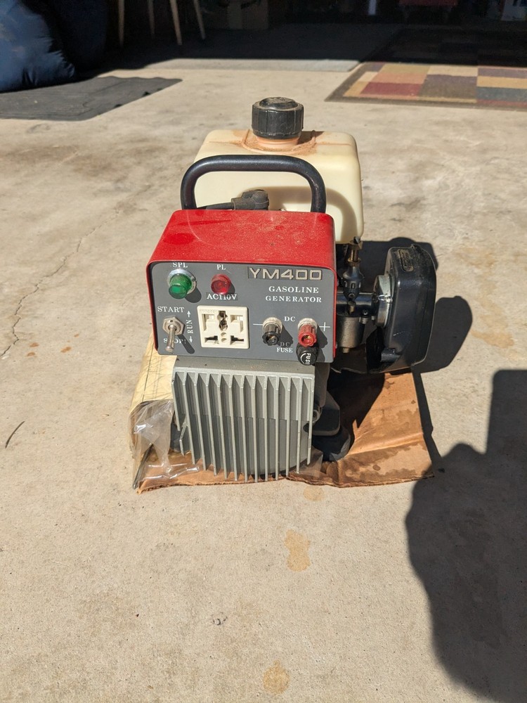 Two Stoke Generator,  Hasn't Been Started For A Long Time