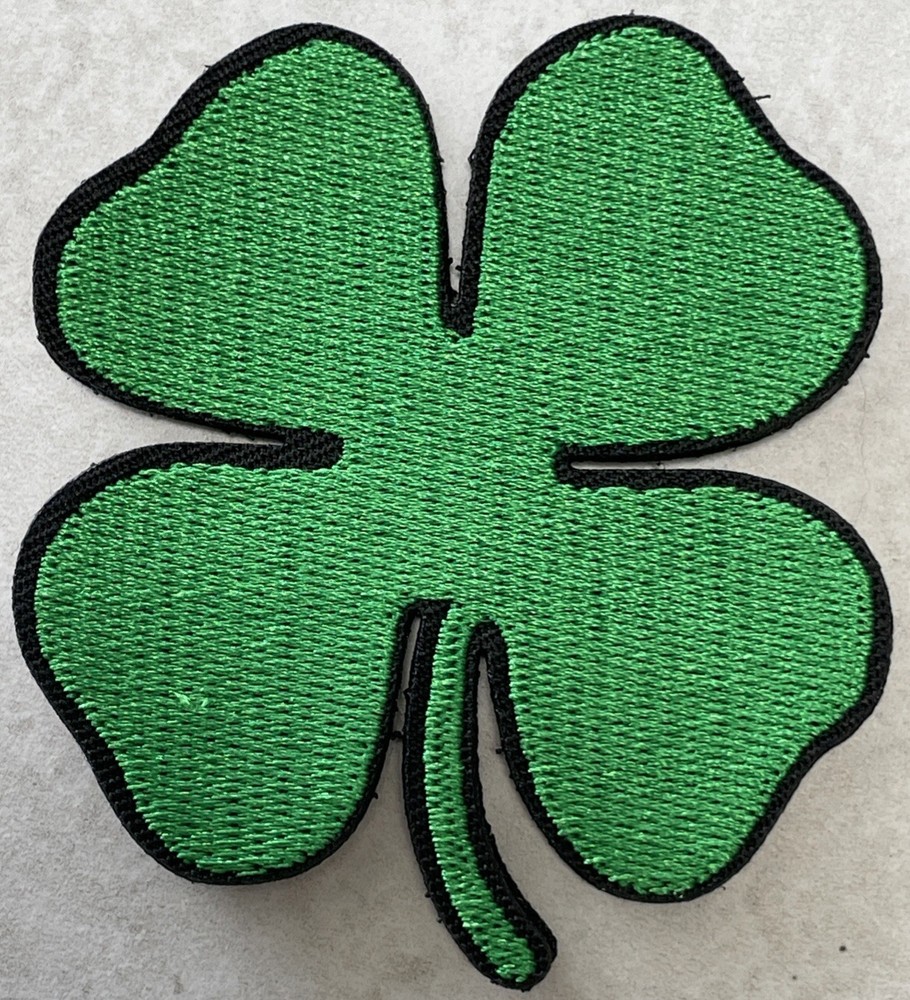 *NEW* FOUR LEAF CLOVER 🍀 PATCH ST. PATRICK LEPRECHAUN HOOK LOOP BACKING