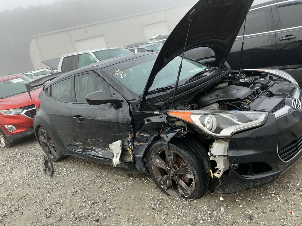 VELOSTER 2017 Glove Box 4968523