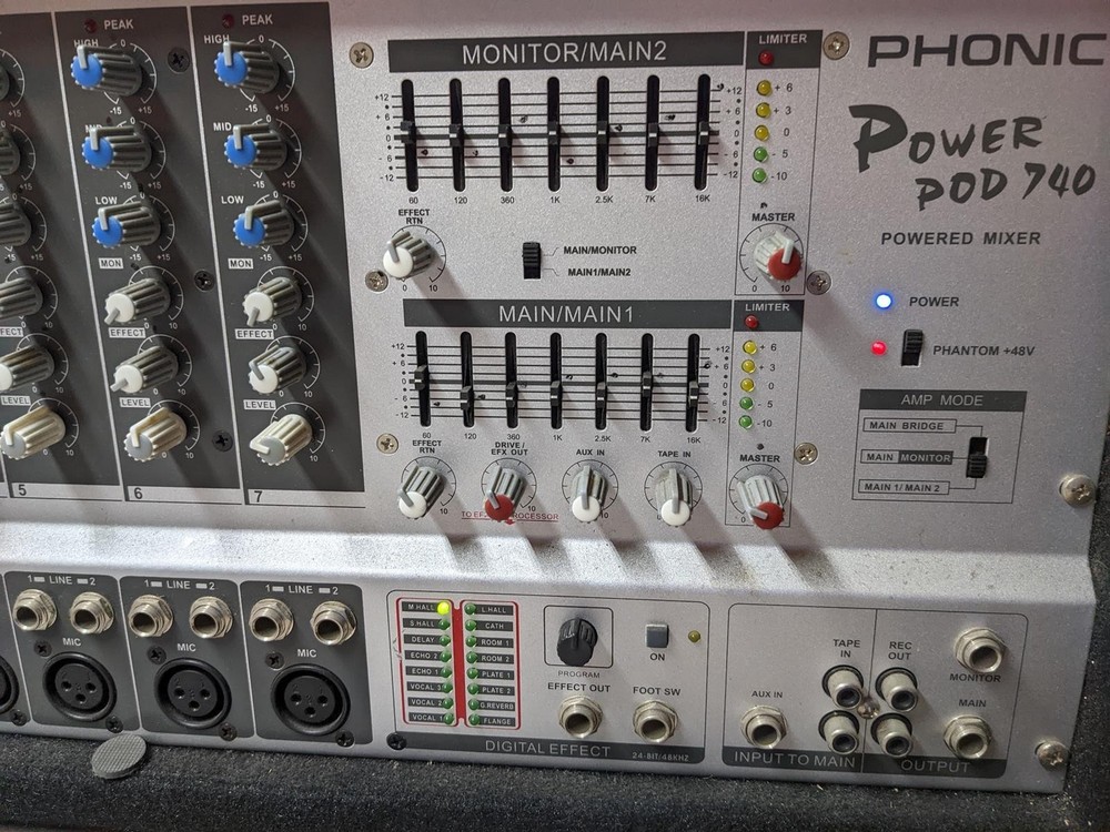 PHONIC 740 POWERPOD PLUS POWERED MIXER