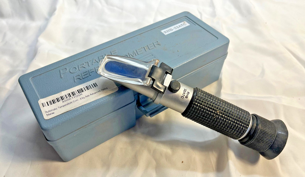 0-32% Brix Portable Refractometer