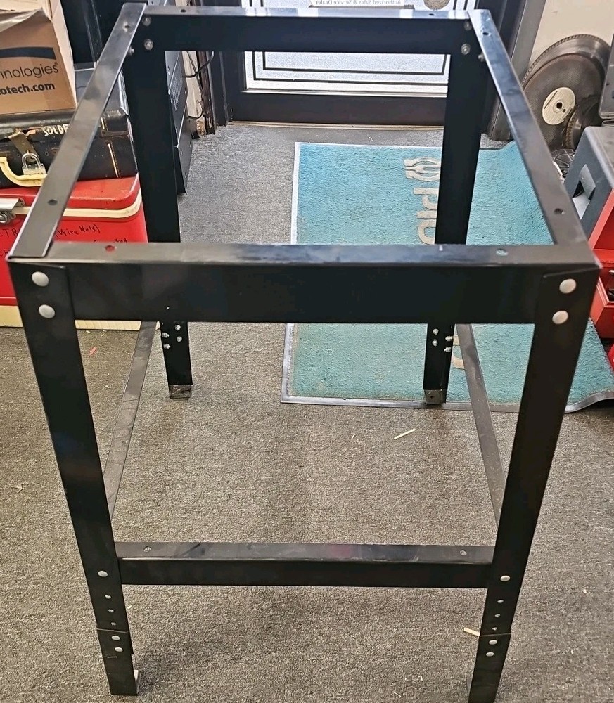 Universal Tool Stand. Item 46075