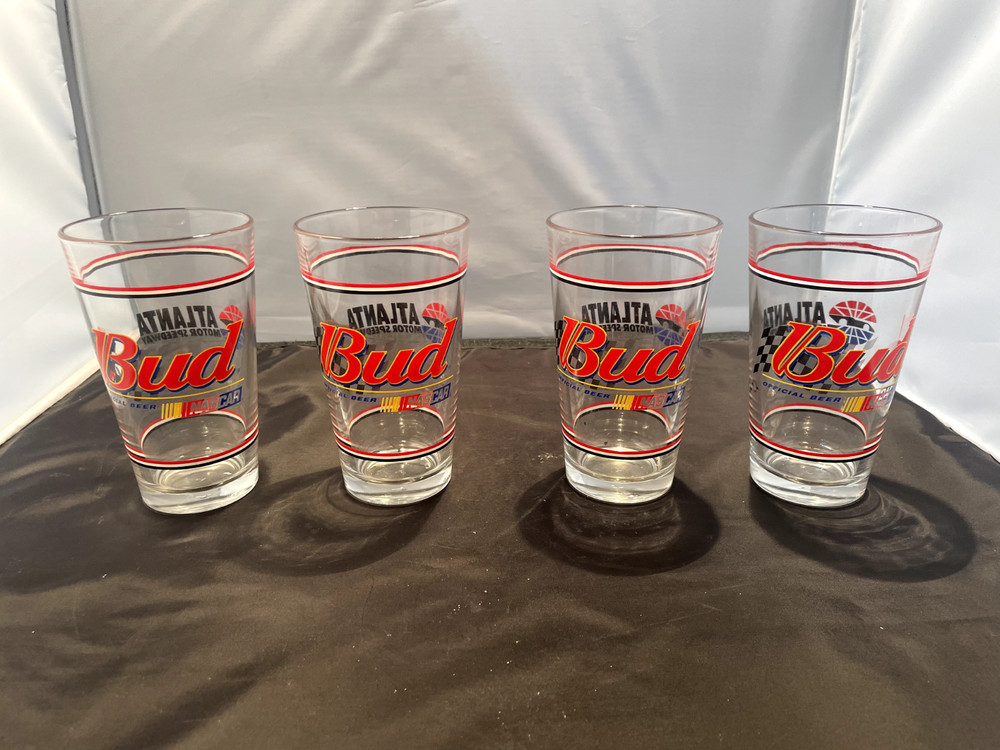 Official Bud Nascar Track Atlanta (4pc Set)