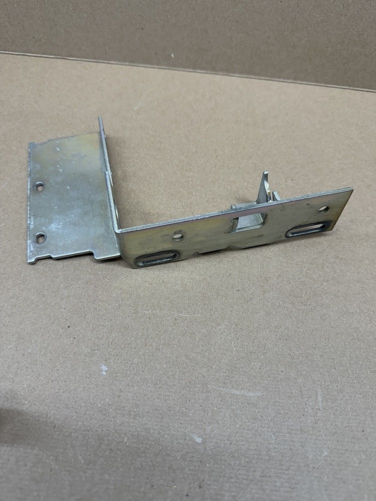 Midmark M11 Door Latch Assembly