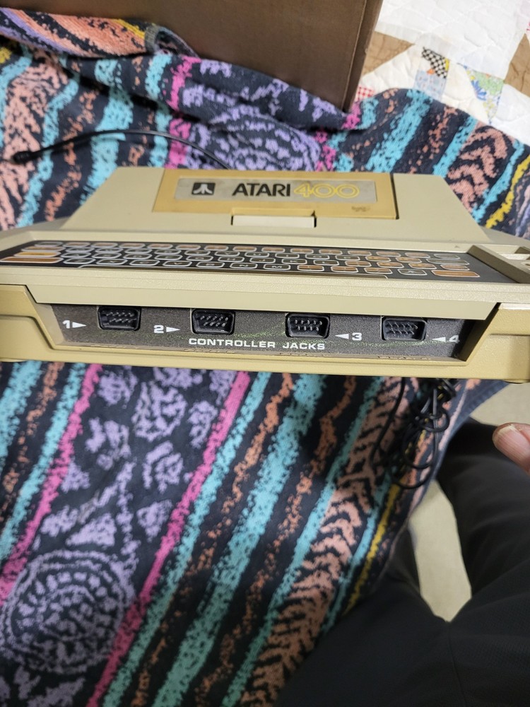 Atari 400, Tested & Fully Working, includes Power Supply
