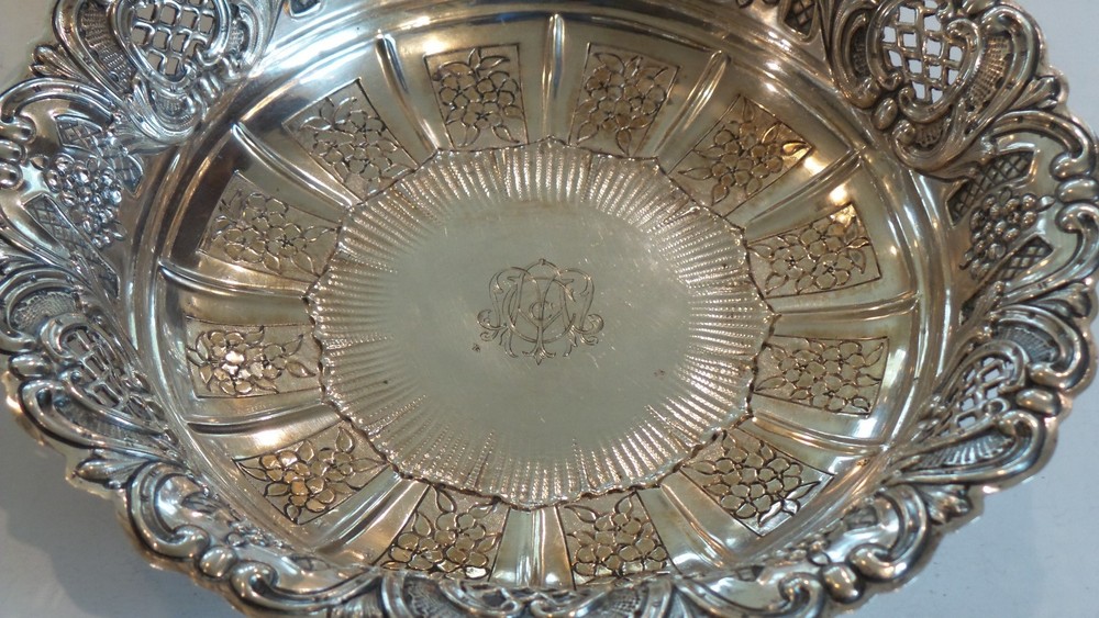 Continental .800 Silver Embossed Deep Bowl, 390 grams