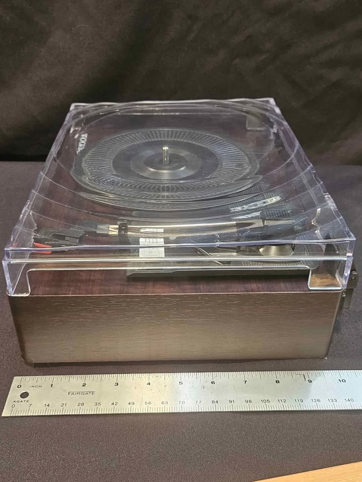 Wockoder Bluetooth Turntable Record Player – Built-In Speakers – RCA Out – Works