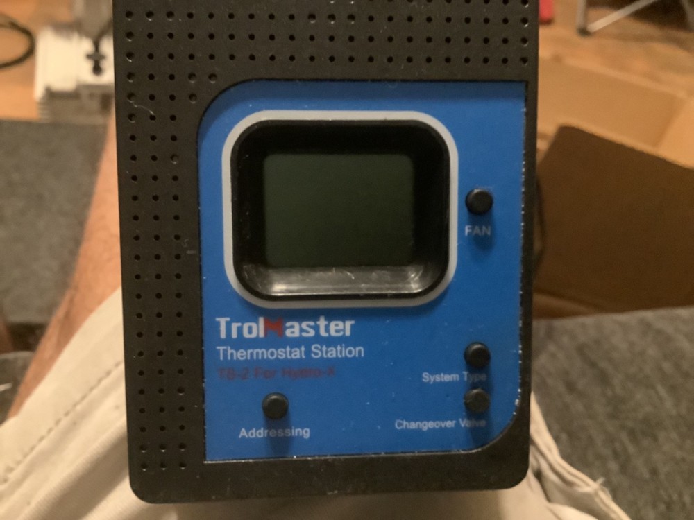 TrolMaster TS-2 Thermostat Station