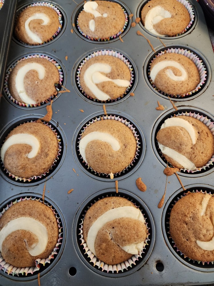Pumpkin Cream Cheese Muffins