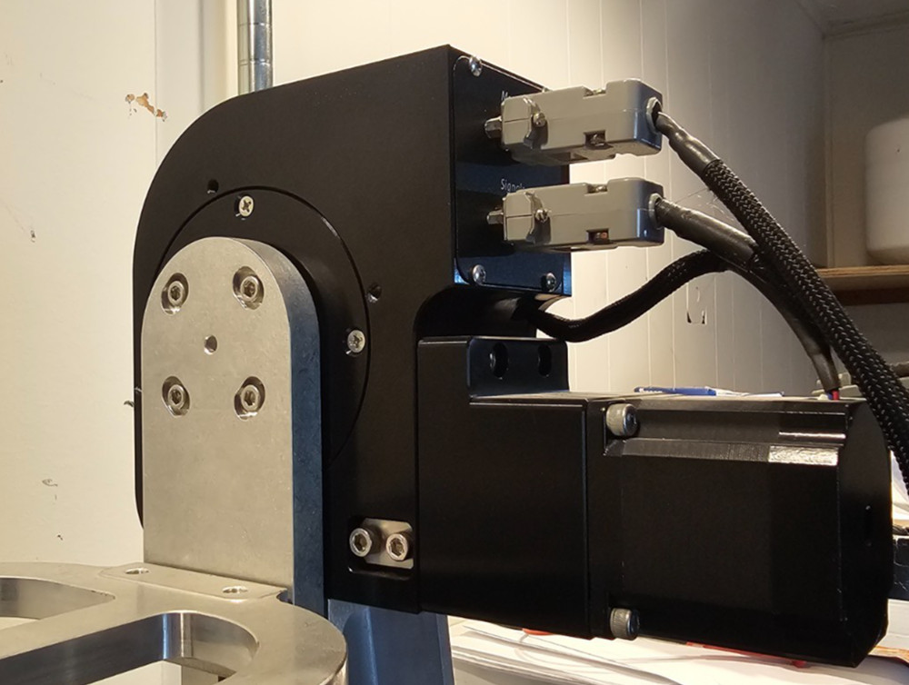 Newmark GM-12-1 2-Axis Motorized Optical Alignment /Instrument Positioning Stage