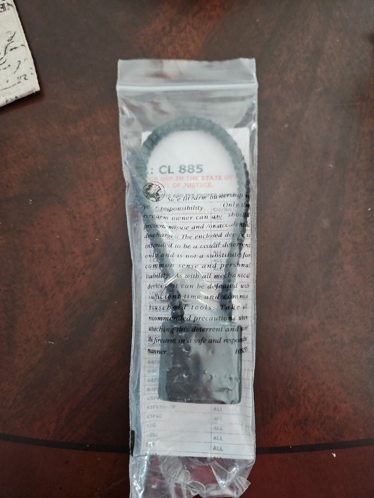Gun Cable Lock 2 Keys Model # CL 885 with Instruction Sheet