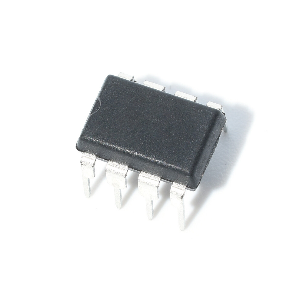 5PCS EN25F80 EN25F80-100QCP DIP8