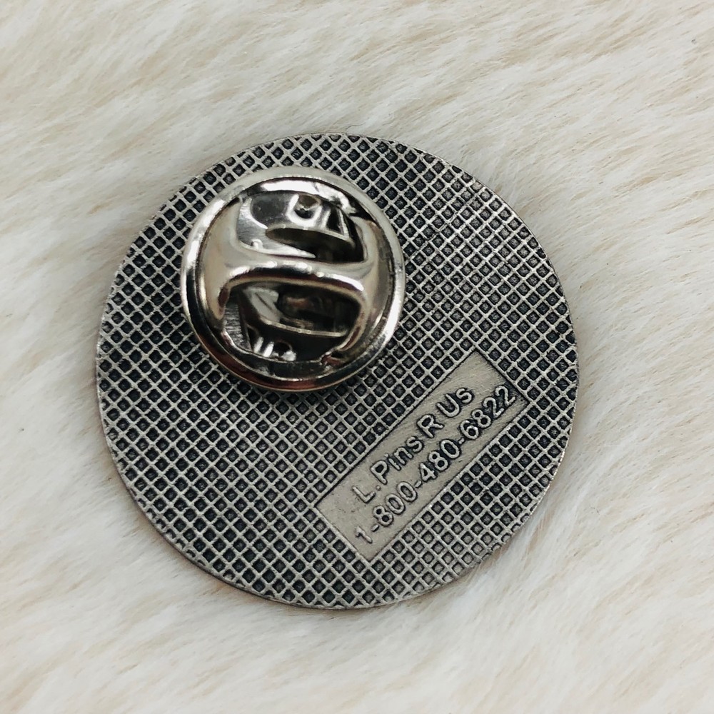 2006 Alaska Souvenir Silver Tone Lapel Pin