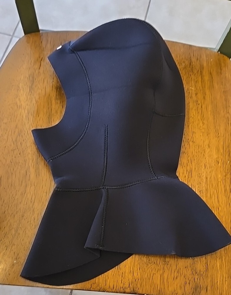 NEOPRENE DIVING HEAD COVER Size Medium New Without Tags