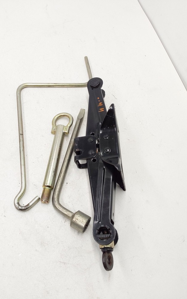 2004 Mazda 3 Tire changing kit Jack and Tools OEM