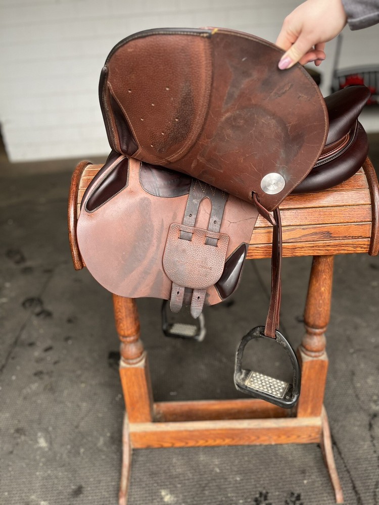 Meyer Saddle - 2022 17" Grain Leather