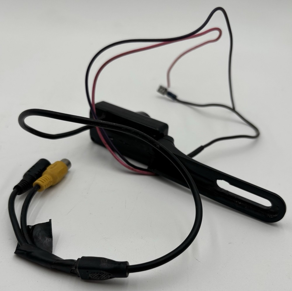 Bundle of Vintage Vehicle Electronics